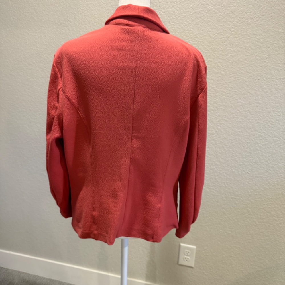 Bar III Women's Ruched 3/4-Sleeve Knit Blazer - Picture 3 of 9